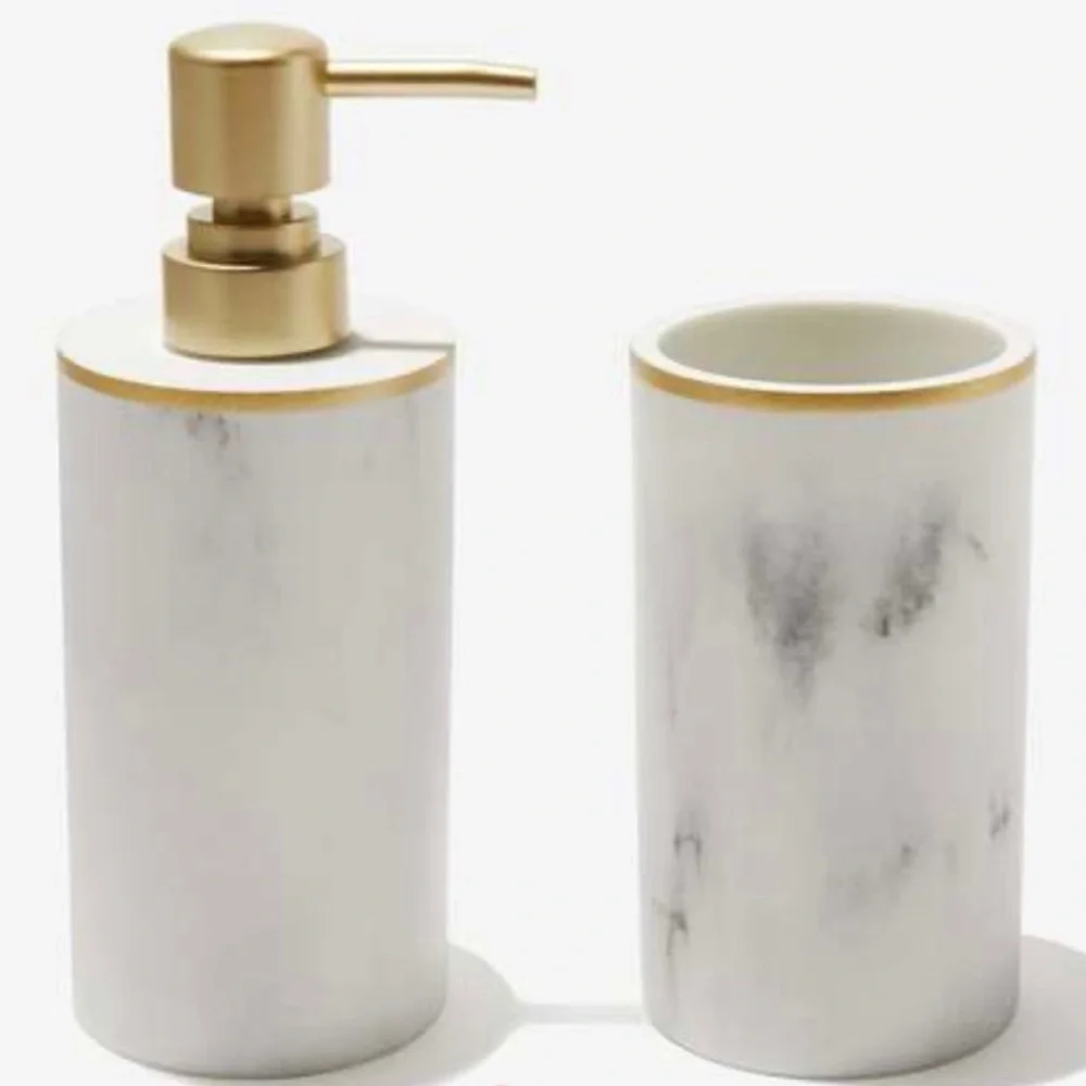 Sunday Citizen 2pc Resin Bath Set, marble pattern